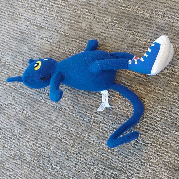 Pete the Cat - Picture 4 of 6